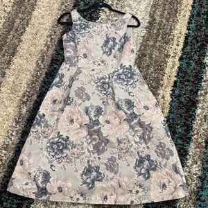 Adrianna Papell Pink and Gray Floral Dress sz 4
